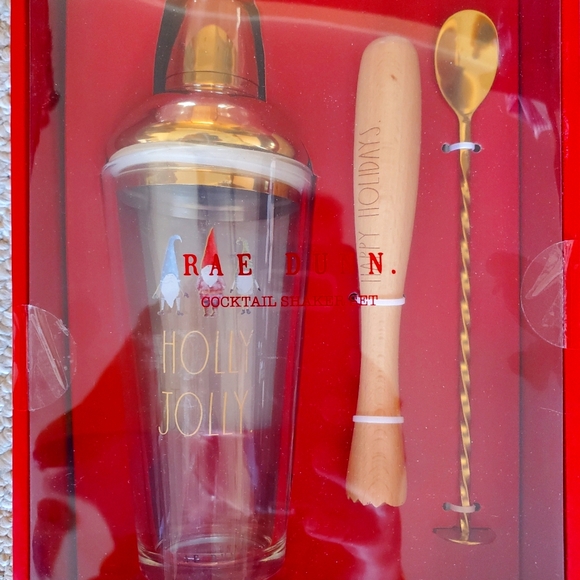 Rae Dunn Holiday Gnomes Glass Cocktail Shaker Muddler Spoon Set Holly Jolly NIB - Picture 2 of 4